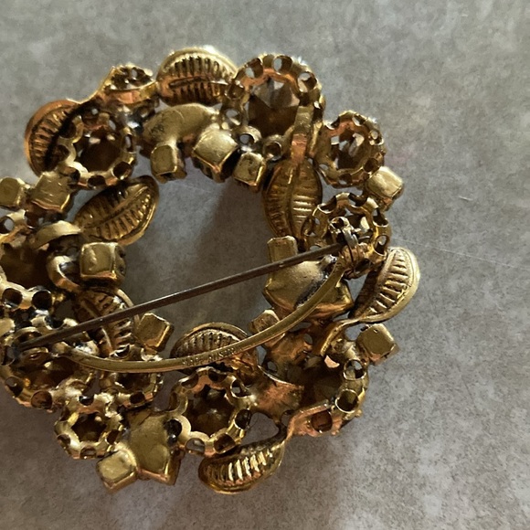 Multi colored brooch - Picture 3 of 4